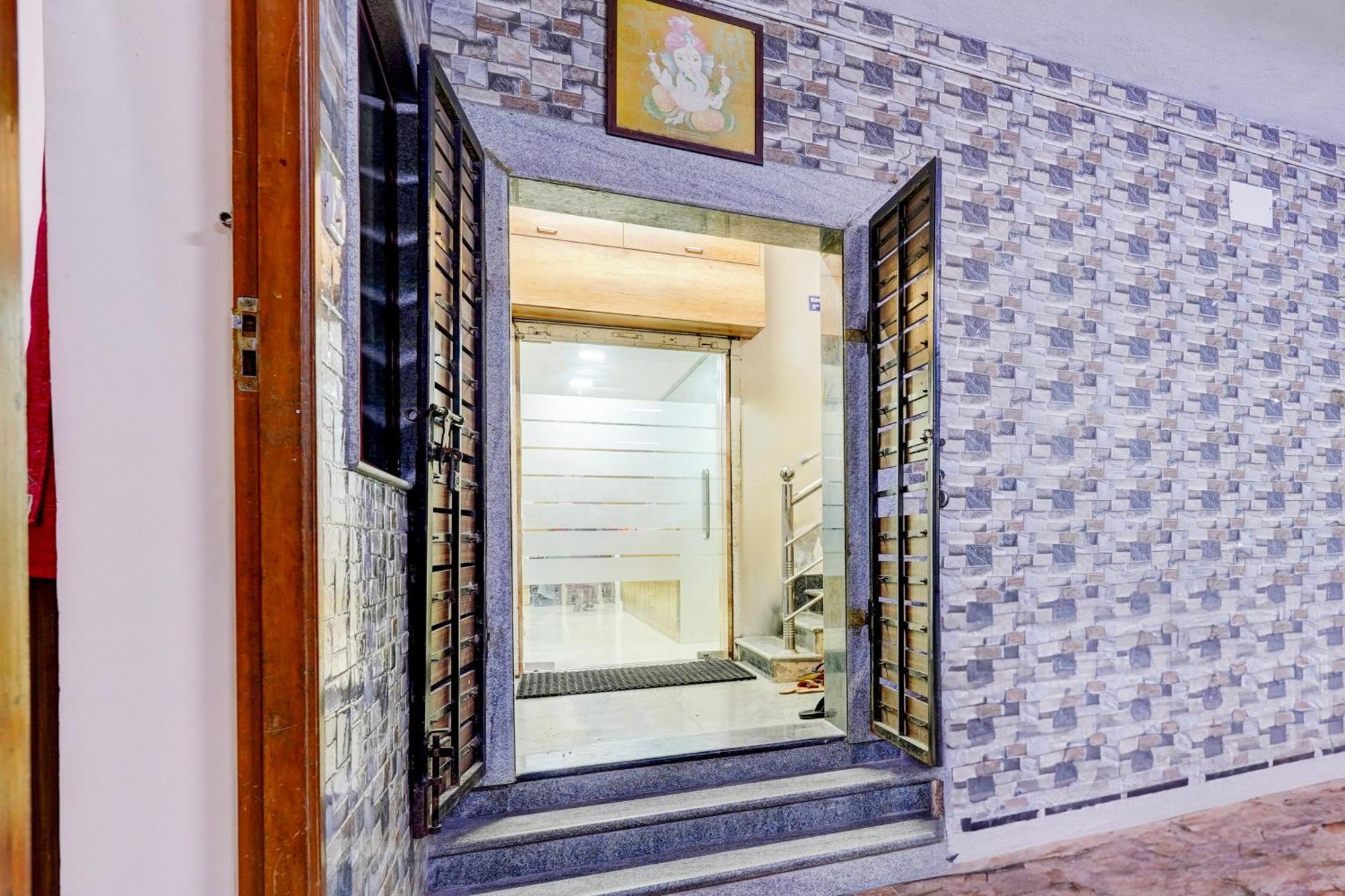 Hotel Super O Choolai Near Railway Station